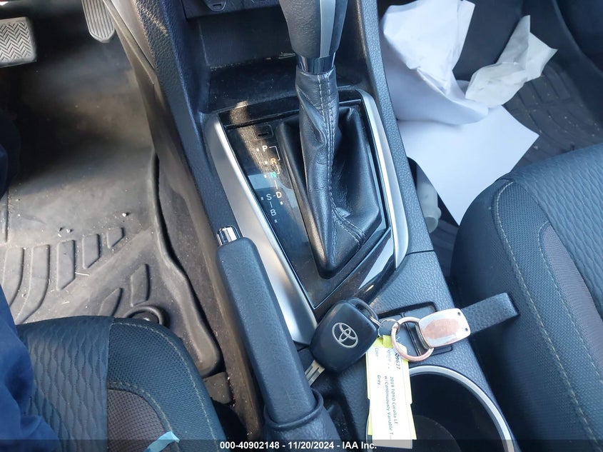 2019 TOYOTA COROLLA LE - 5YFBURHE3KP924457