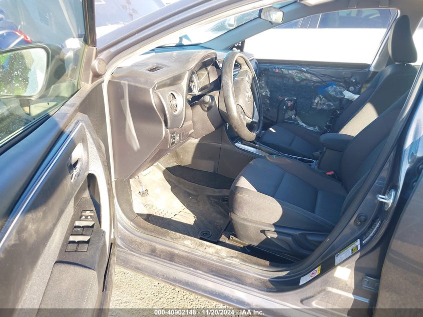 2019 TOYOTA COROLLA LE - 5YFBURHE3KP924457