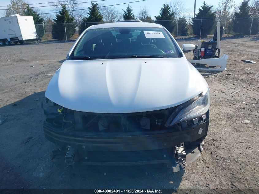 VIN 1C3CCCAB9FN649351 2015 Chrysler 200, Limited no.12