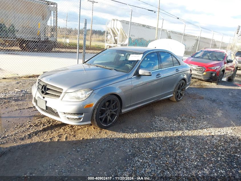 2013 Mercedes-Benz C 300 Luxury 4Matic/Sport 4Matic VIN: WDDGF8ABXDR282151 Lot: 40902417