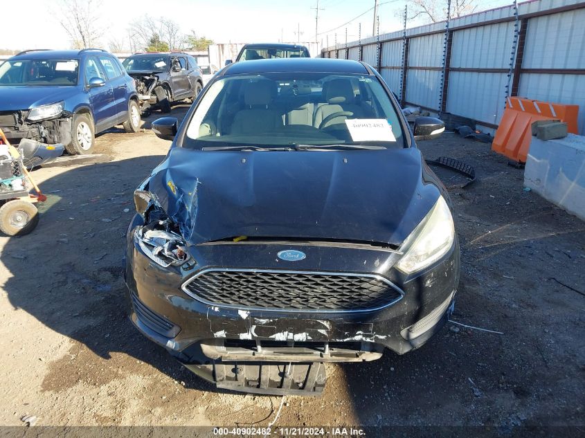 2016 Ford Focus Se VIN: 1FADP3F22GL293468 Lot: 40902482