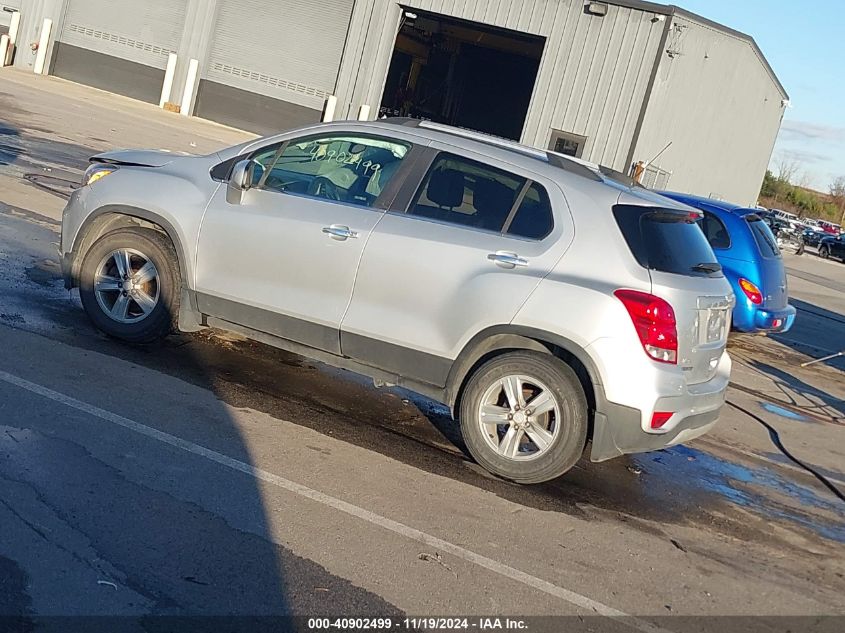 VIN 3GNCJLSBXHL255500 2017 Chevrolet Trax, LT no.3