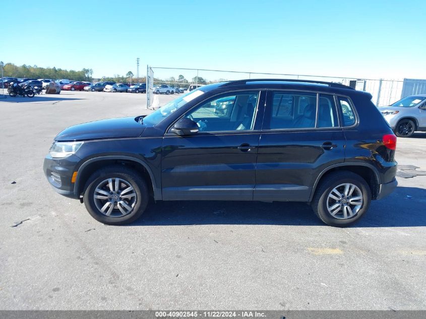 2016 Volkswagen Tiguan R-Line/S/Se/Sel VIN: WVGBV7AXXGW617942 Lot: 40902545