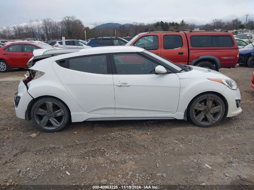 2014 Hyundai Veloster Turbo W/Blue VIN: KMHTC6AEXEU208335 Lot: 40903225