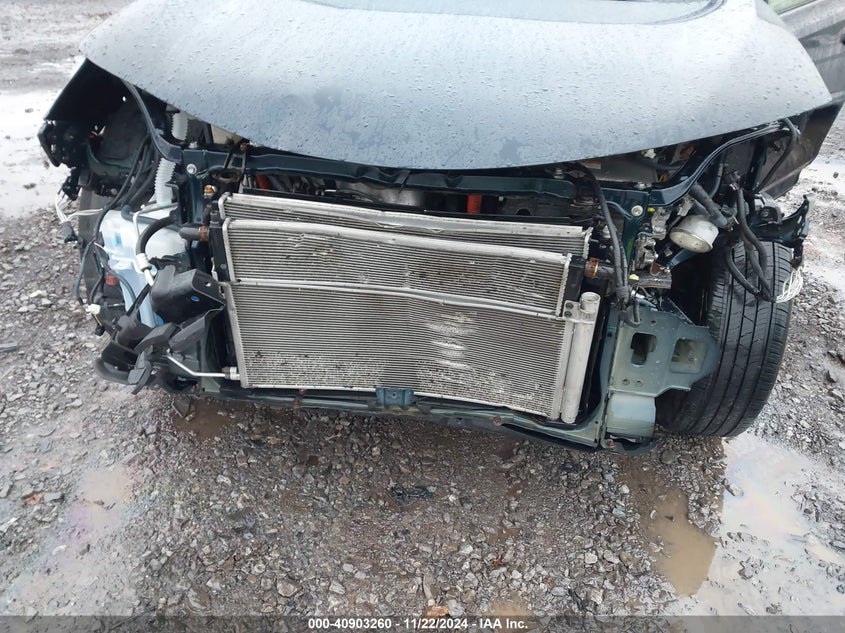 2017 TOYOTA RAV4 HYBRID XLE - JTMRJREV3HD130162