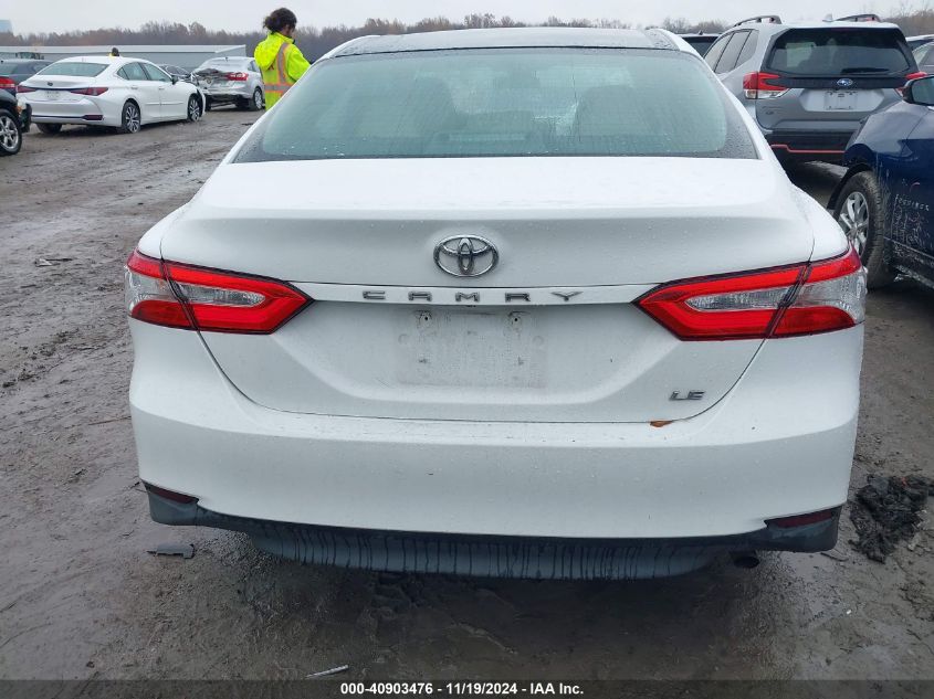 2018 Toyota Camry Le VIN: 4T1B11HKXJU584348 Lot: 40903476