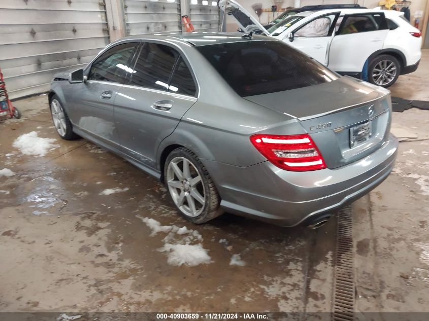 2013 Mercedes-Benz C 250 Luxury/Sport VIN: WDDGF4HB5DR292942 Lot: 40903659