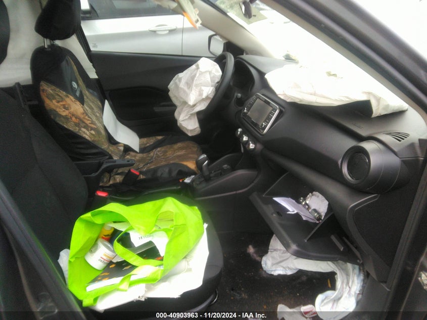 2024 NISSAN KICKS 1.6L I4   N(VIN: 3N1CP5BV9RL544420
