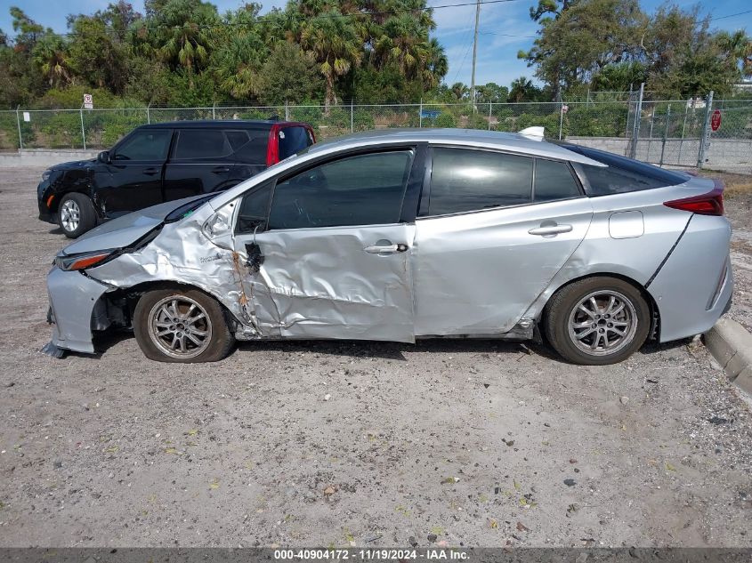 2017 Toyota Prius Prime Advanced VIN: JTDKARFP5H3003887 Lot: 40904172