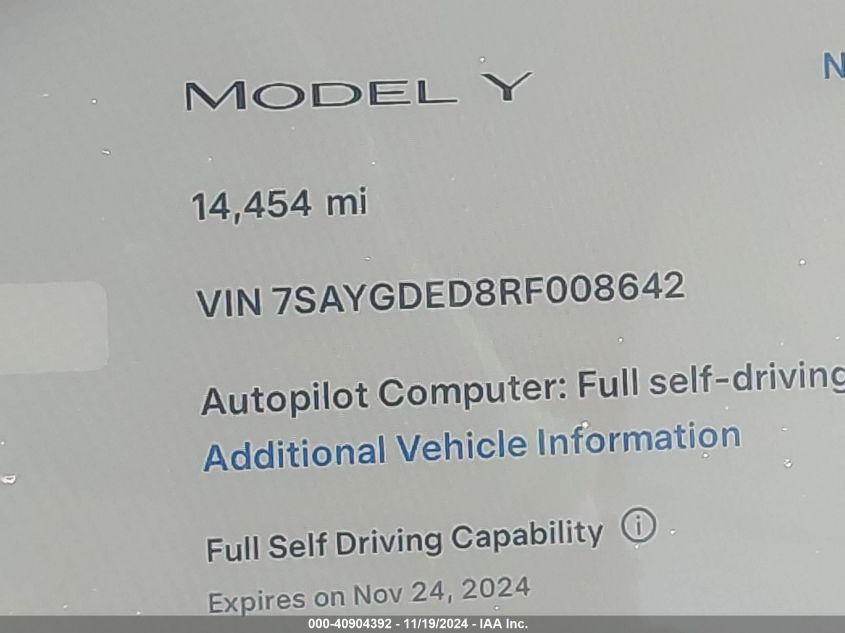 2024 Tesla Model Y Long Range Dual Motor All-Wheel Drive/Rwd VIN: 7SAYGDED8RF008642 Lot: 40904392