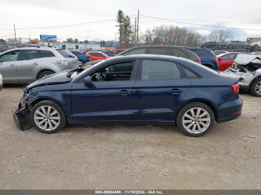 2017 Audi A3 2.0T Premium VIN: WAUAUGFF2H1036112 Lot: 40904498