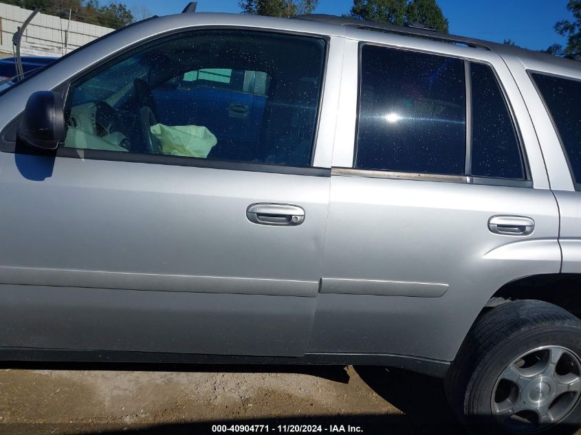 2008 Chevrolet Trailblazer Lt VIN: 1GNDS13S082198147 Lot: 40904771