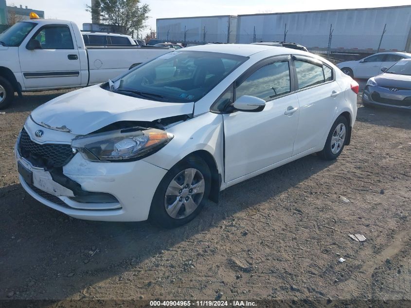 VIN KNAFX4A69F5389892 2015 KIA FORTE no.2