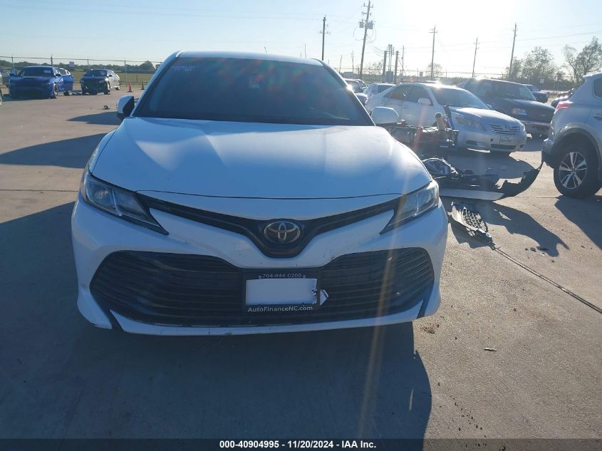 2018 Toyota Camry Le VIN: 4T1B11HK5JU069760 Lot: 40904995