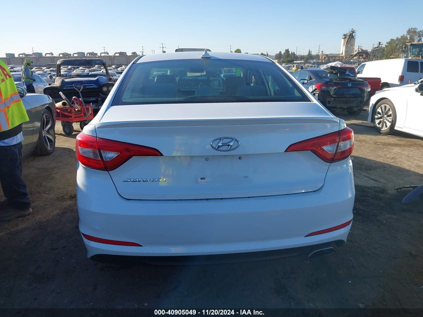 VIN 5NPE24AF2HH547683 2017 HYUNDAI SONATA