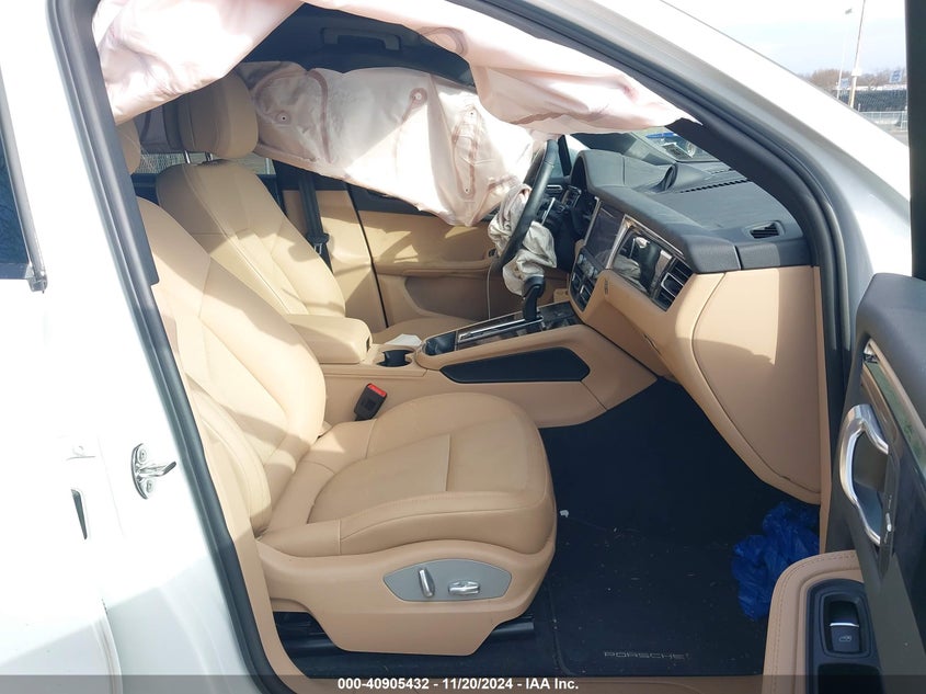 VIN WP1AA2A5XPLB13999 2023 PORSCHE MACAN T