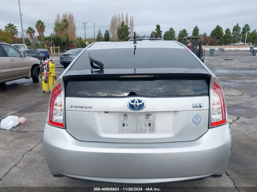 VIN JTDKN3DU5F0437977 2015 Toyota Prius, Two no.16