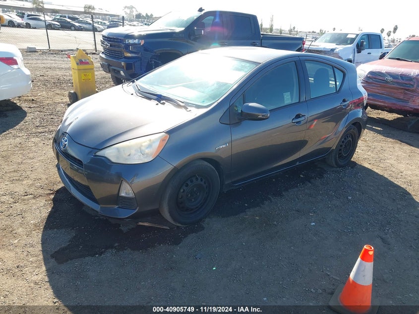2013 TOYOTA PRIUS C VIN: JTDKDTB37D1533288