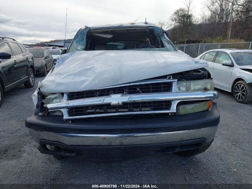 2003 Chevrolet Tahoe Lt VIN: 1GNEK13Z93J117419 Lot: 40905798