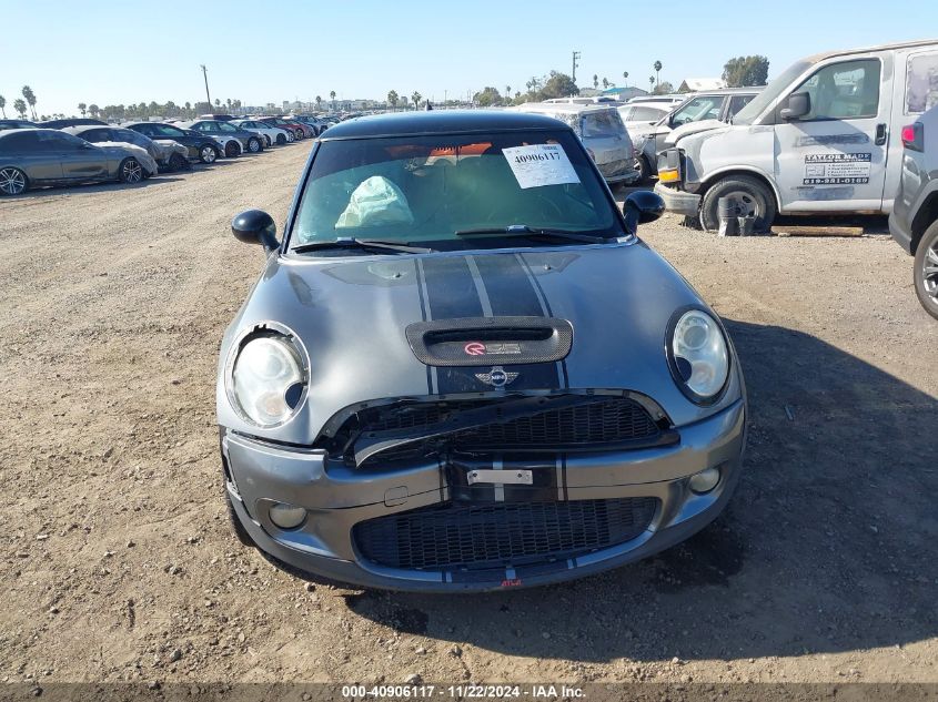 2008 Mini Cooper S VIN: WMWMF73528TT91417 Lot: 40906117