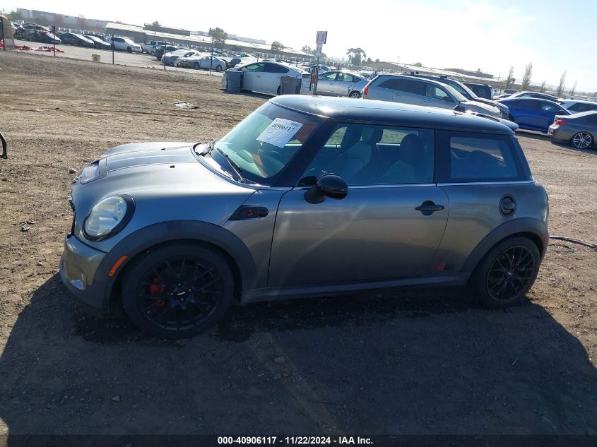 2008 Mini Cooper S VIN: WMWMF73528TT91417 Lot: 40906117