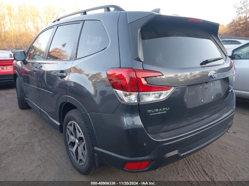 2022 Subaru Forester Premium VIN: JF2SKAEC8NH446189 Lot: 40906338