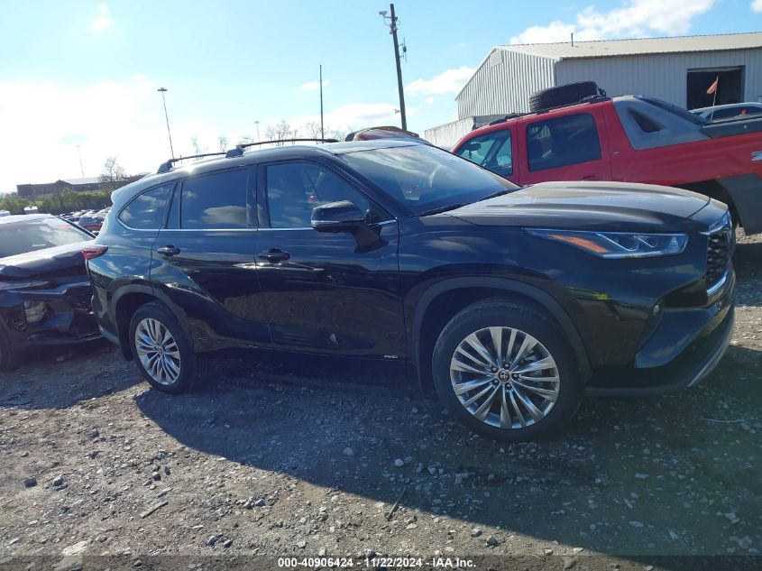 2024 Toyota Highlander Hybrid Platinum VIN: 5TDEBRCH6RS641749 Lot: 40906424