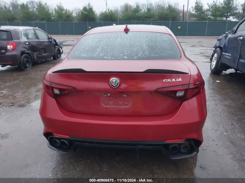 2017 Alfa Romeo Giulia Quadrifoglio Rwd VIN: ZARFAEAV5H7562662 Lot: 40906870