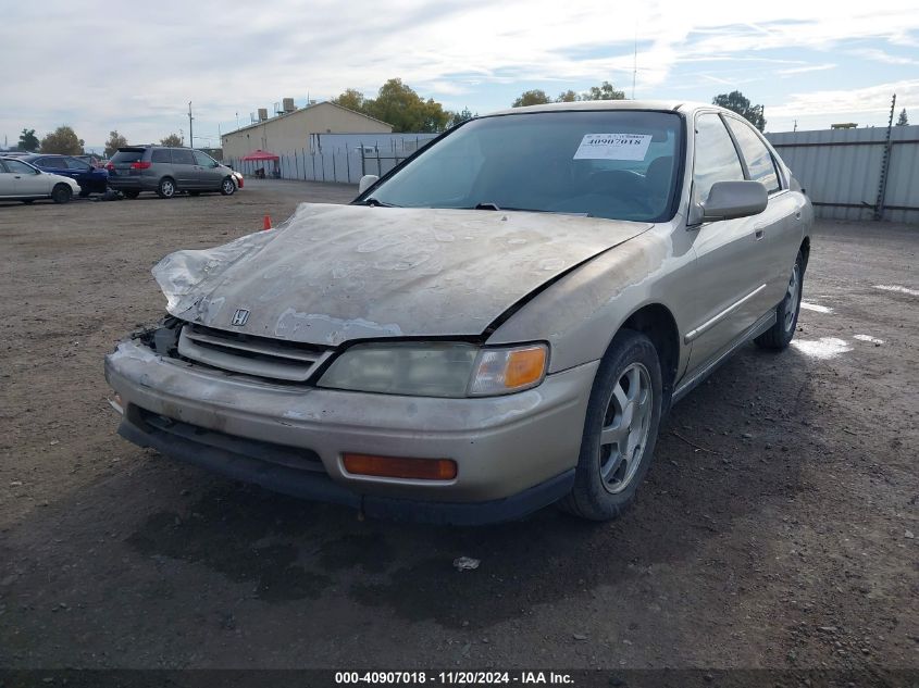 1995 Honda Accord Ex VIN: 1HGCD5562SA064258 Lot: 40907018