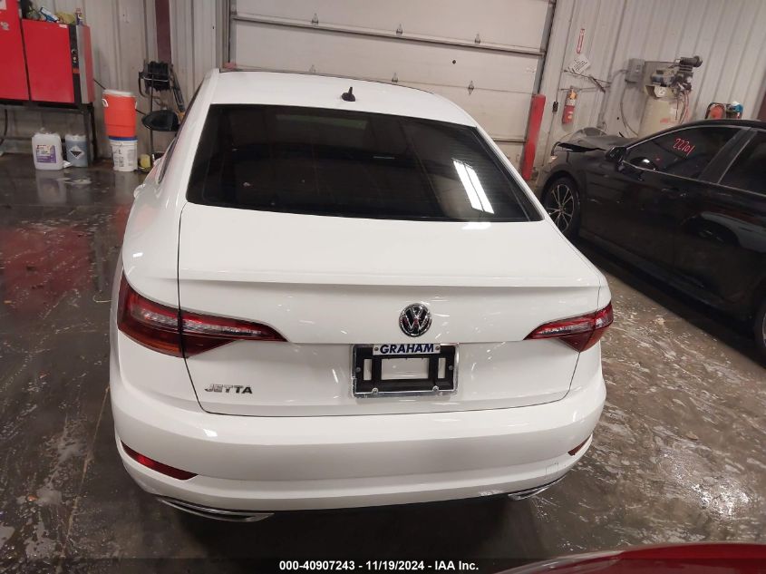 2019 Volkswagen Jetta 1.4T R-Line/1.4T S/1.4T Se VIN: 3VWC57BU2KM098842 Lot: 40907243