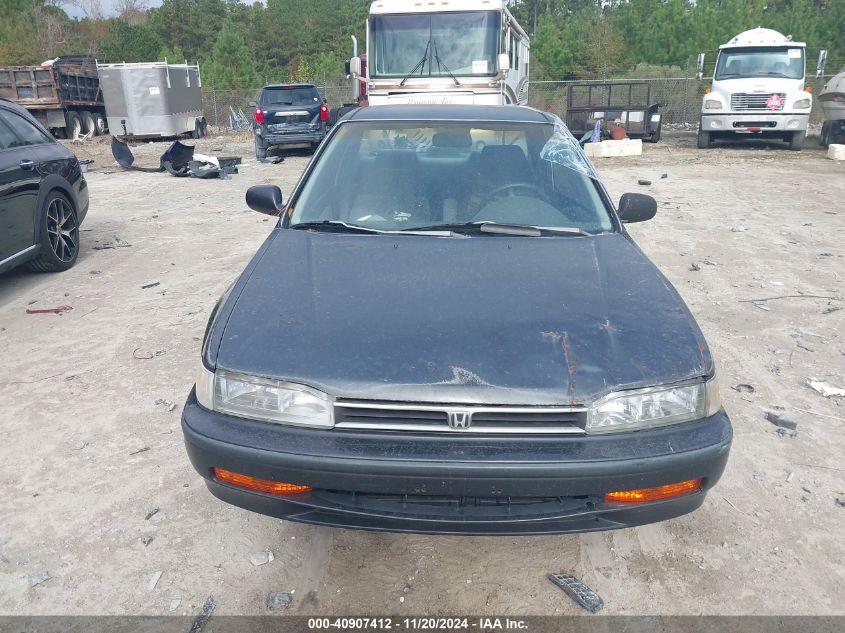 1993 Honda Accord Lx VIN: 1HGCB7158PA015488 Lot: 40907412