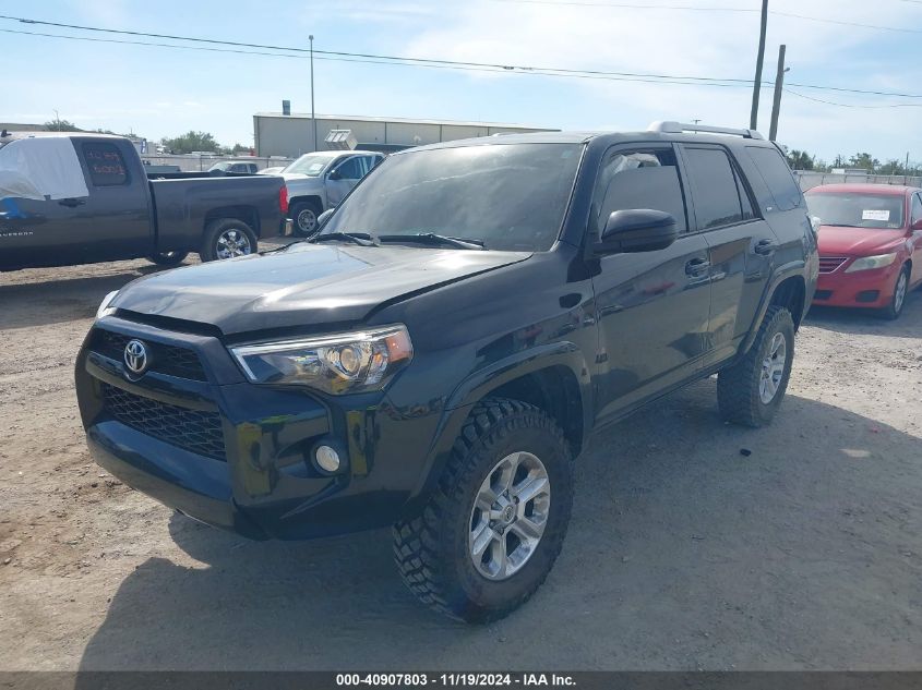 VIN JTEZU5JR2J5170043 2018 TOYOTA 4RUNNER no.2