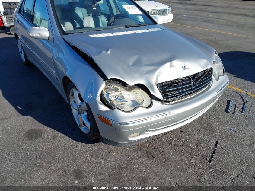 2004 Mercedes-Benz C 230 Kompressor Sport/Sport VIN: WDBRF40J84F534645 Lot: 40908381