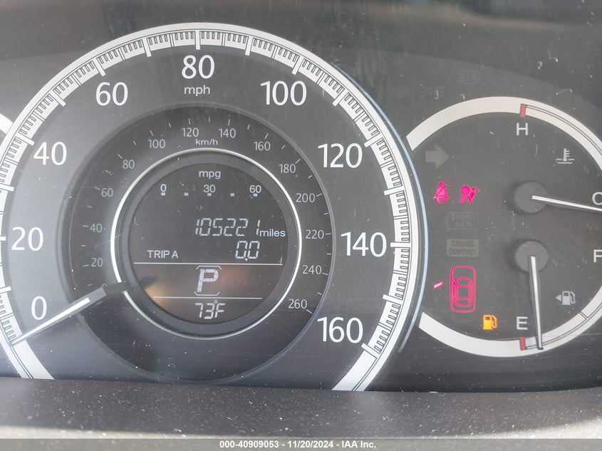 2014 HONDA ACCORD VIN: 1HGCR2F39EA082085