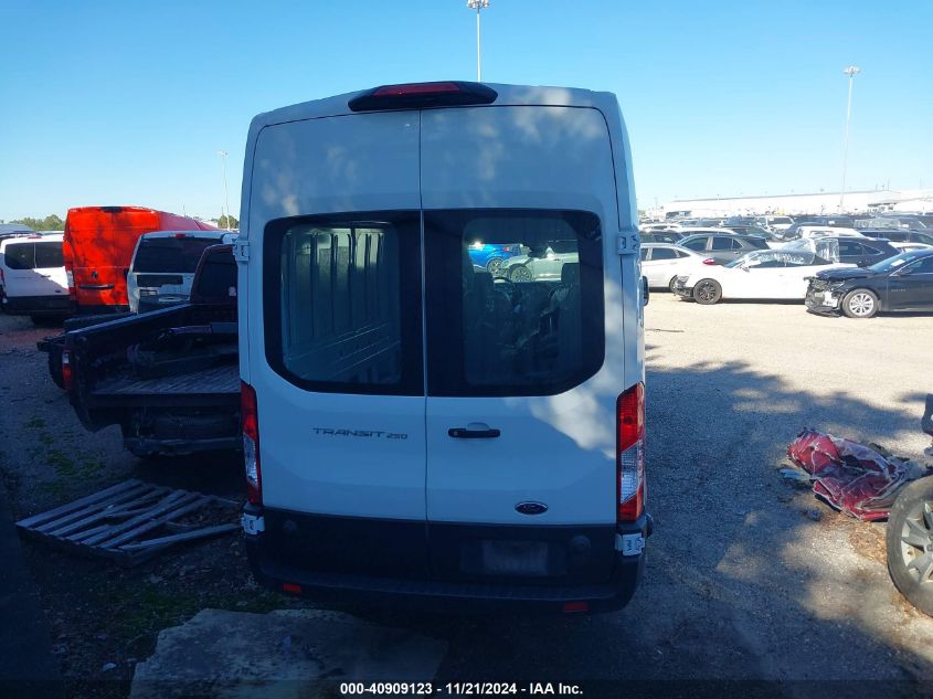 2020 Ford Transit-250 Cargo Van VIN: 1FTBR3X82LKB60580 Lot: 40909123