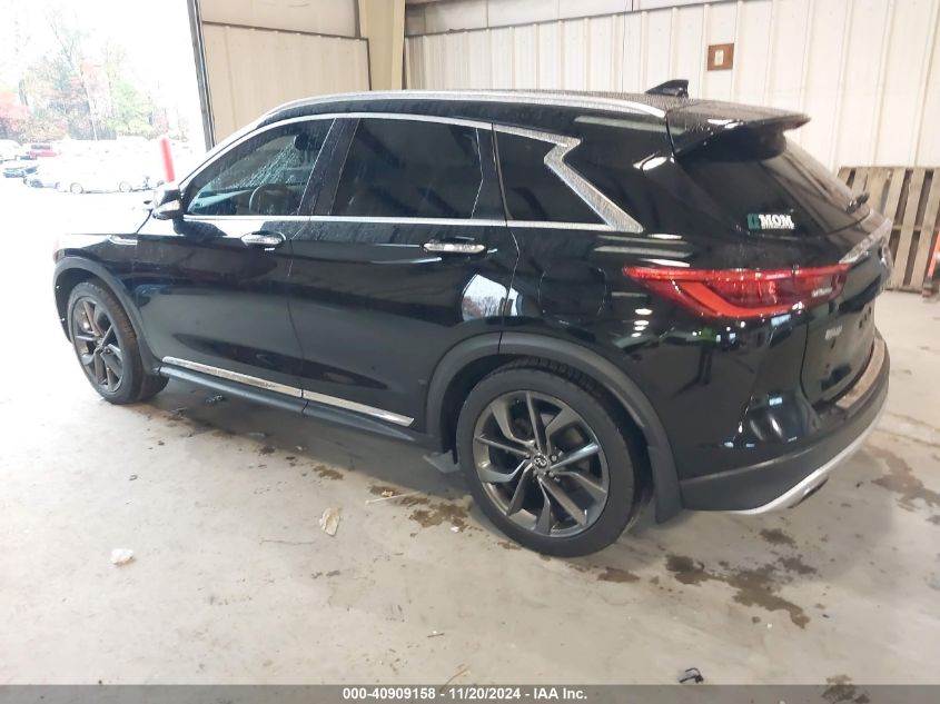 VIN 3PCAJ5M12KF127712 2019 INFINITI QX50 no.3