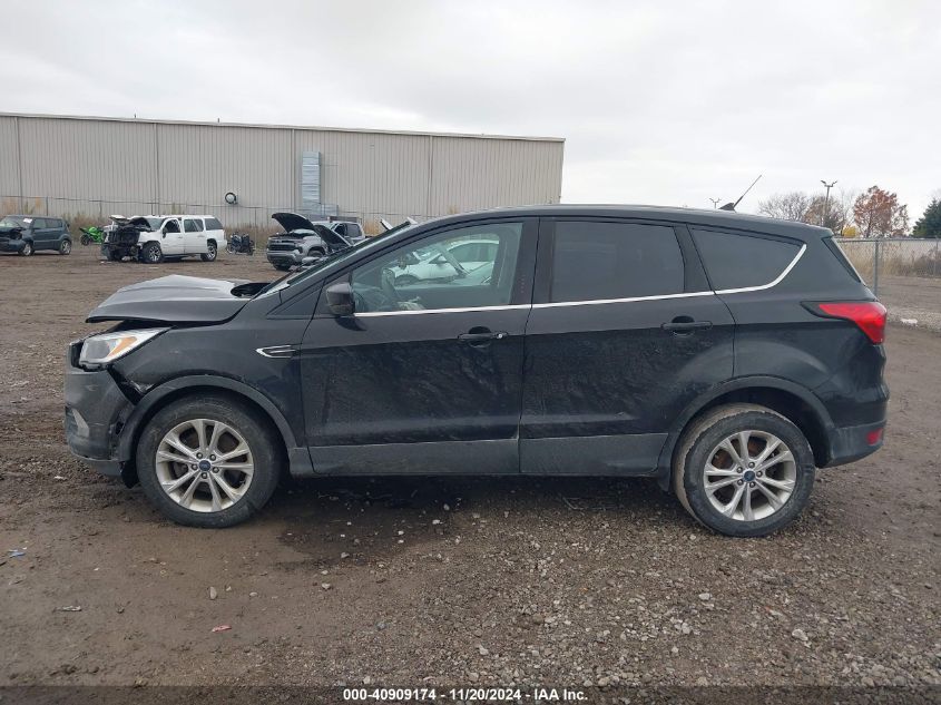 2019 Ford Escape Se VIN: 1FMCU9GD4KUA78500 Lot: 40909174