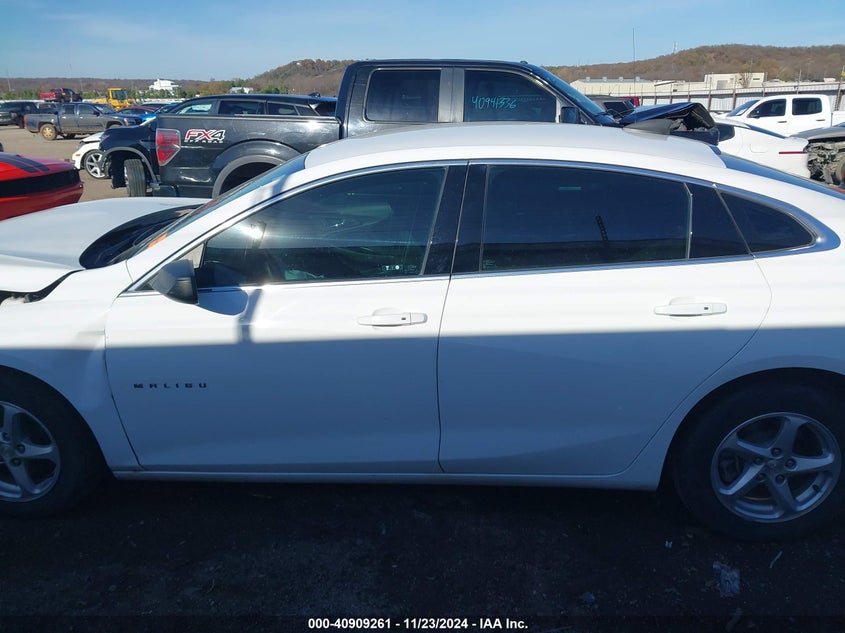 2018 CHEVROLET MALIBU VIN: 1G1ZB5ST5JF257054