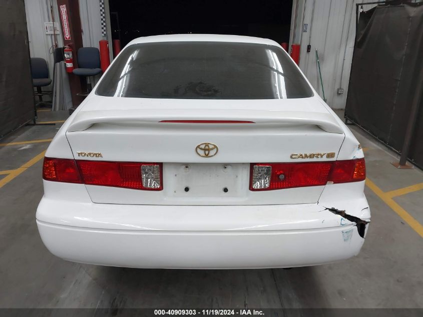 2000 Toyota Camry Le VIN: 4T1BG22K7YU964996 Lot: 40909303