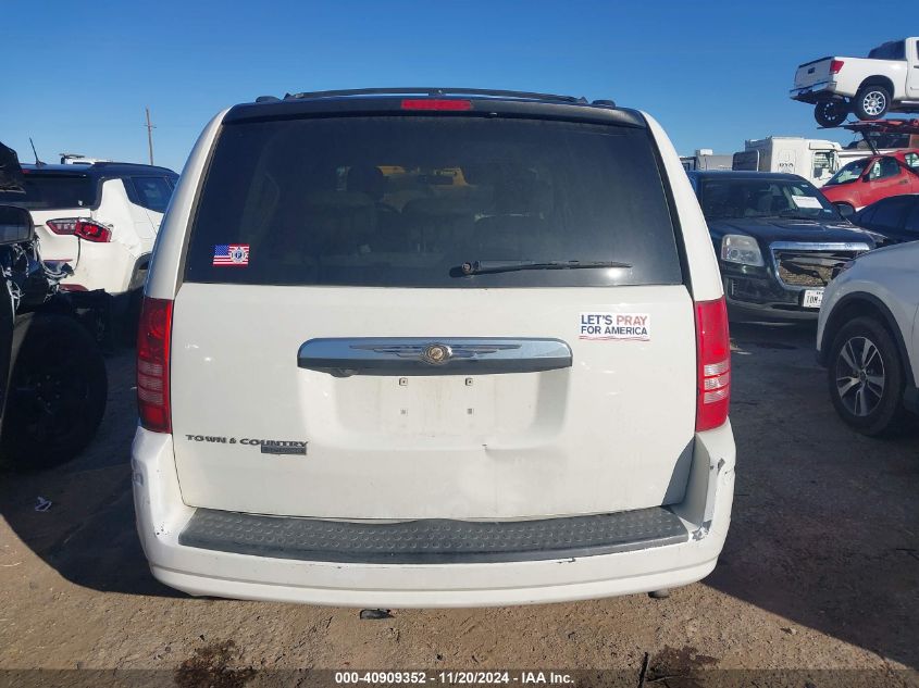 2008 Chrysler Town & Country Touring VIN: 2A8HR54P88R709458 Lot: 40909352