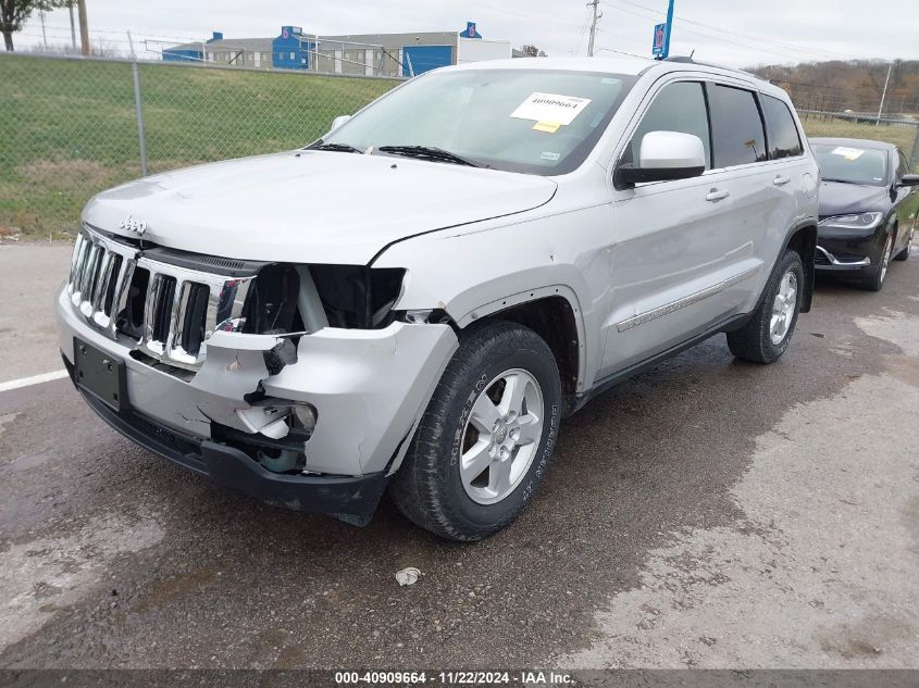 2013 Jeep Grand Cherokee Laredo VIN: 1C4RJFAG9DC560252 Lot: 40909664