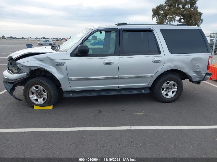 1999 Ford Expedition Eddie Bauer/Xlt VIN: 1FMPU18LXXLC18975 Lot: 40909844