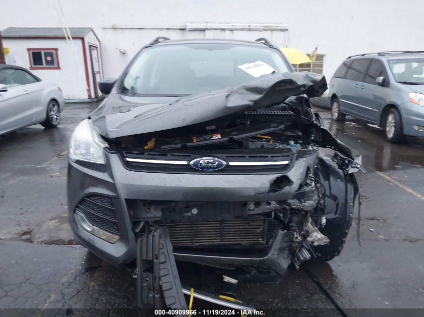 2016 Ford Escape Se VIN: 1FMCU9G97GUA22327 Lot: 40909966