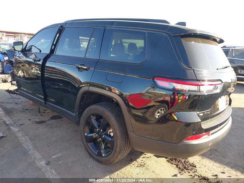 VIN 1C4RJKBG2N8566809 2022 JEEP GRAND CHEROKEE L LIMITED 4X4