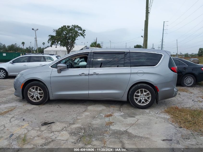 2020 Chrysler Pacifica Touring VIN: 2C4RC1FG8LR247771 Lot: 40910606