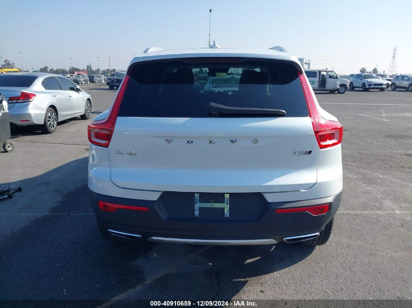 VIN YV4162UL1K2148407 2019 Volvo XC40, T5 Inscription no.17