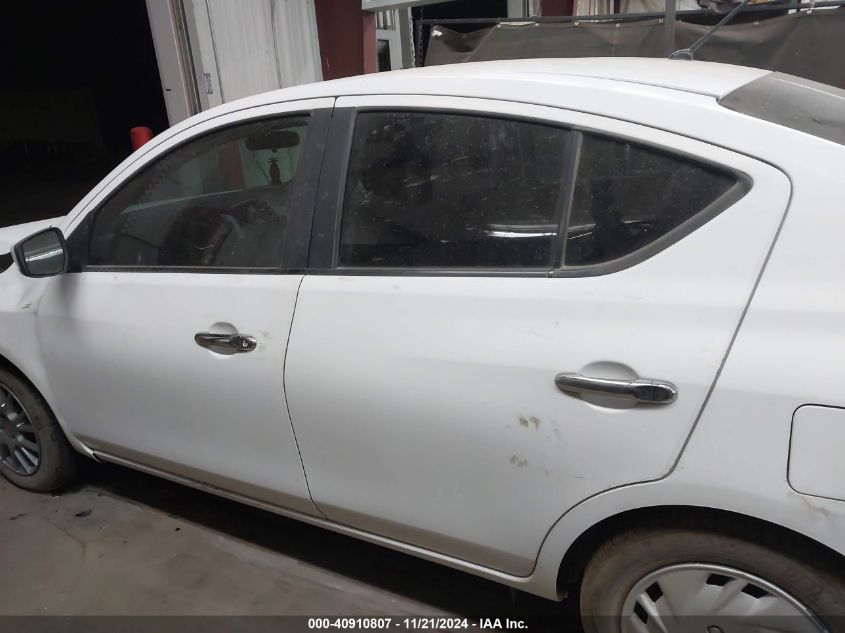 2017 NISSAN VERSA 1.6 SV - 3N1CN7AP0HK423932