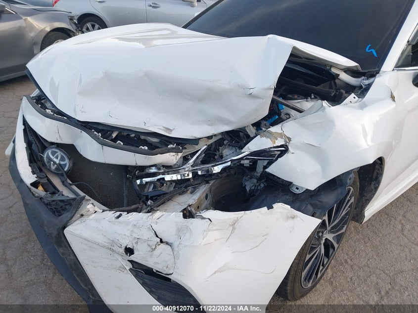 2019 TOYOTA CAMRY VIN: 4T1B11HK5KU832720