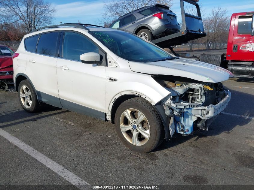 VIN 1FMCU9G96GUC32563 2016 Ford Escape, SE no.1