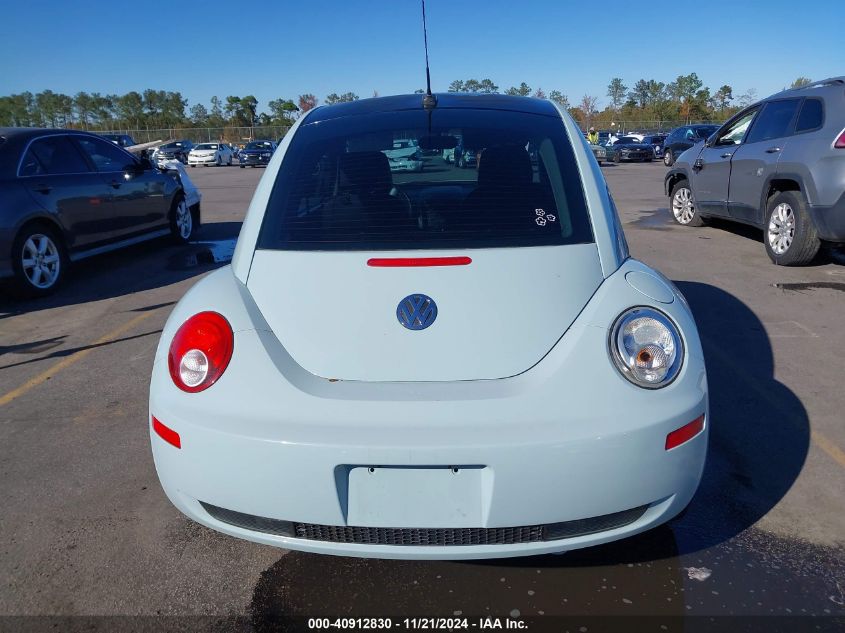 2010 Volkswagen New Beetle 2.5L Final Edition VIN: 3VWRW3AG7AM035570 Lot: 40912830